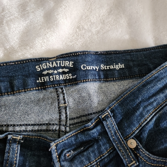 Levi curvy jeans - Picture 2 of 2